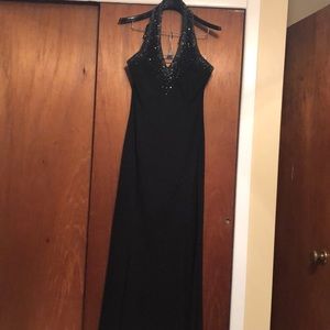 🖤💃🏼Niki Livas Formal Gown